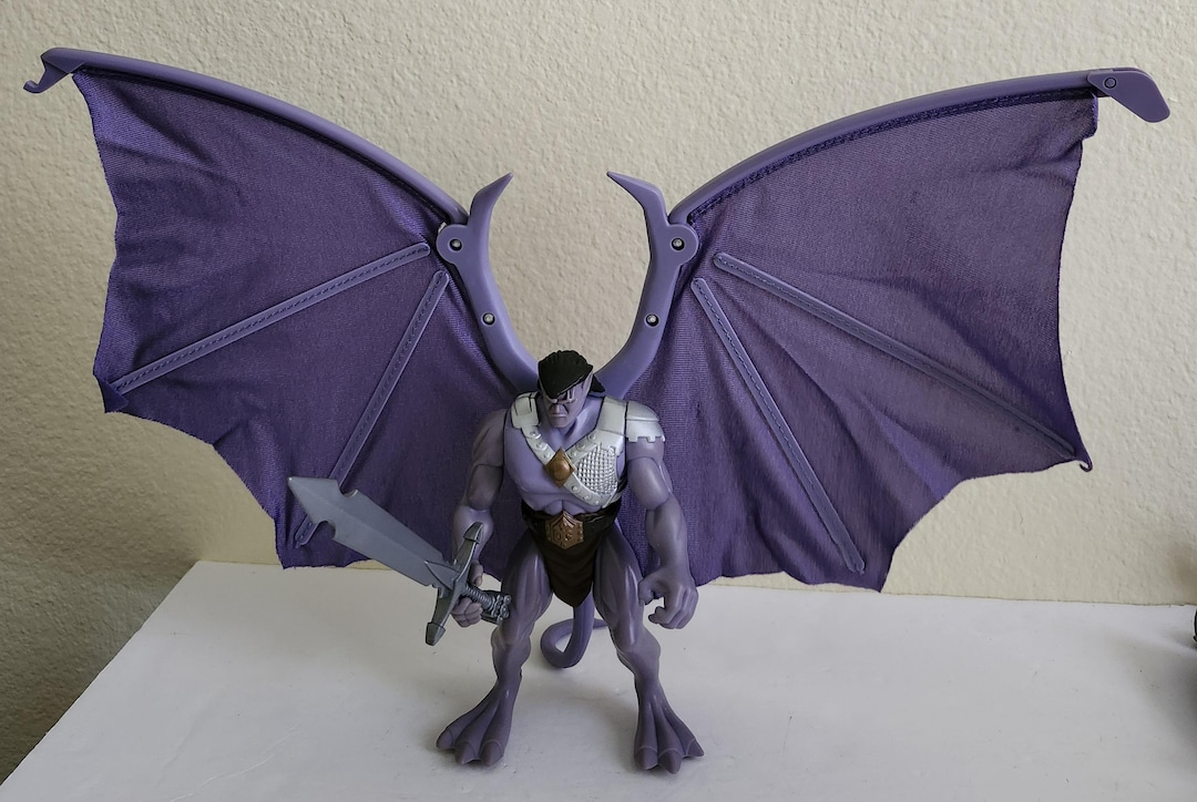 Power Rangers Gargoyle 1995 Kenner Gargoyles Power Wing Goliath Action Figure Complete Nice ...