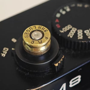 Brass Bullet Shutter Release Button – Recycled Primer for Film & DSLR Cameras – Unique Gift for Photographers and Leica Lovers