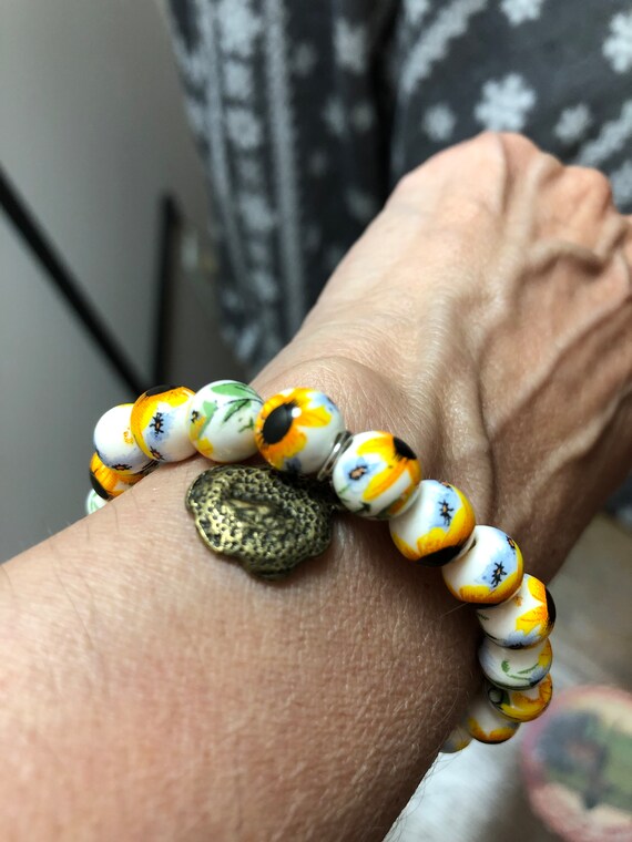 Porcelain Sunflower Beaded Stretch Bracelet With Antique Bronze