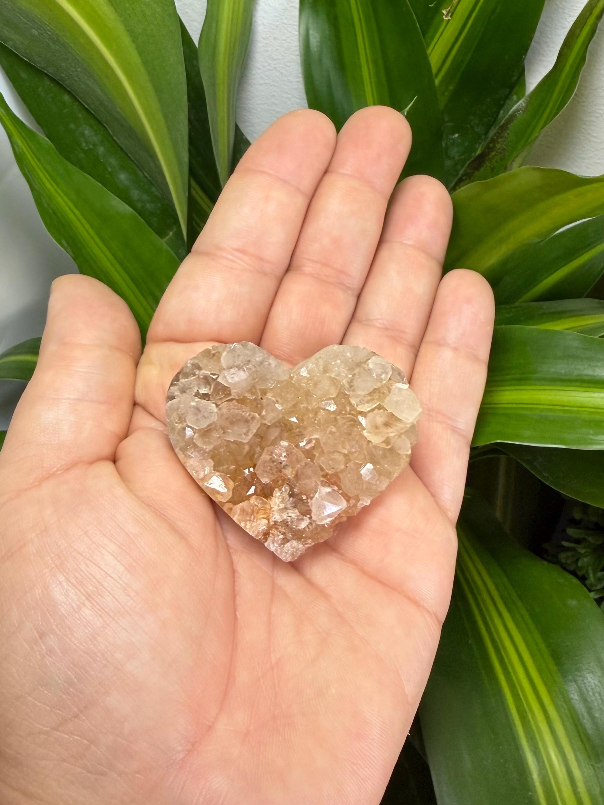 Apophyllite gemme étincelante cristal pointu AAA+ 226