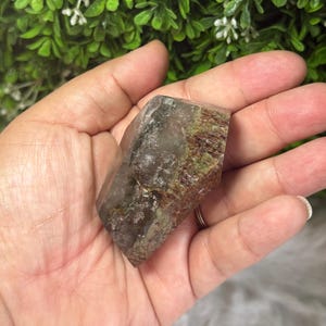 Garden Quartz Free Form | Garden Quartz Crystal | Scenic Garden Quartz