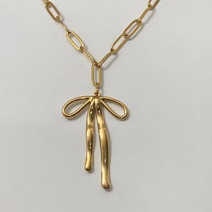 Big Gold Bow Necklace, Bow Necklace, Gold Bow Necklace, Big Bow, Coquette Necklace, Chunky Bow Necklace, Gift for her, Coquette Jewelry Cute