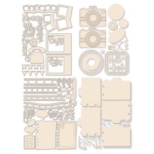 Può includere: Un set di fustelle per lavoretti in legno beige con varie forme e disegni, tra cui macchine fotografiche, strisce di pellicola, un telefono, una lampadina, una matita, un blocco note e uno striscione con il testo "Memories have a nice day Adventure".