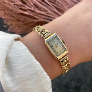 Rare Vintage 1930s/40s Manual Wind Up Rolled Gold Rectangular Tank Style Case Ladies  Cocktail Wristwatch With Floral Bracelet Chain Strap