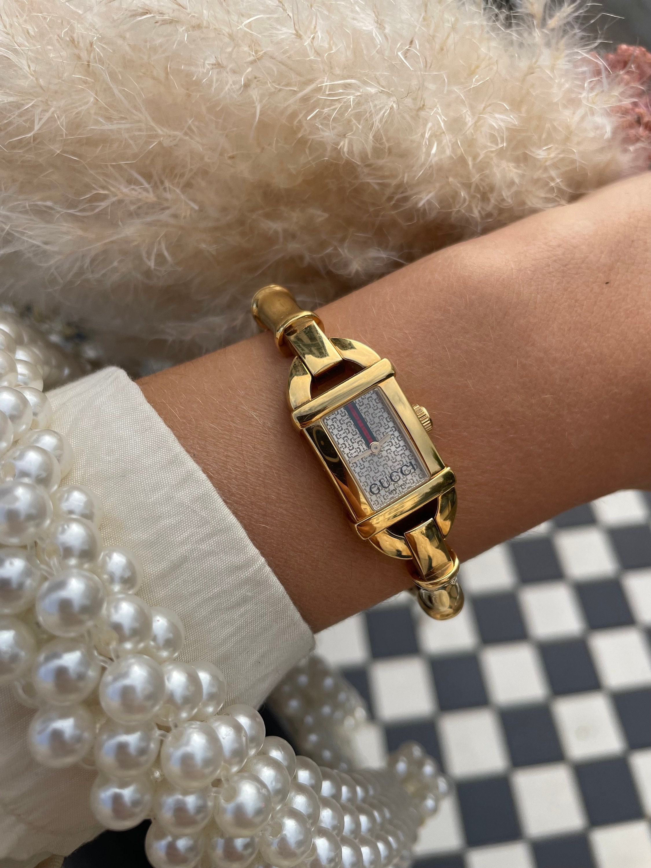 Vintage 00s GG Monogram Dial Gold Plated Gucci Bamboo Quartz 6800L Ladies Bangle Bracelet Wristwatch In Box