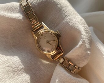 Vintage 1960s Mid Century Wind Up Rolled Gold Round Cream Dial Ladies Bracelet Dainty Link Chain Strap Cocktail Wristwatch By Oris