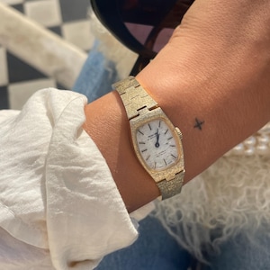 Vintage 1970s 17 Jewels Swiss Incabloc Brushed Gold Plated Wind Up Mechanical Ladies Cocktail Wristwatch By Montine Of Switzerland