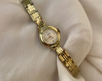 Vintage 1950s 17 Jewels Wind Up Gold Plated Round Dial Ladies Bracelet Ornate Ribbed Link Chain Cocktail Dress Wristwatch By Vincit