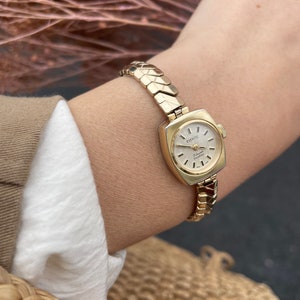 Vintage Ladies W.Germany 1960s Swiss 17 Jewels Incabloc 9ct Rolled Gold Stretchy Strap Ladies Evening Cocktail Wristwatch With By Everite image 8