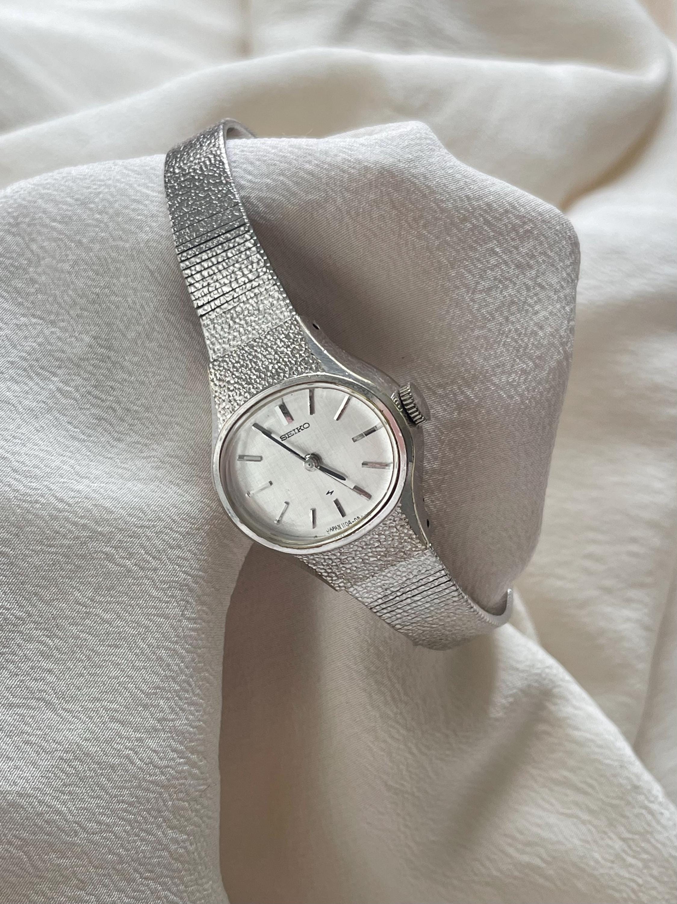 Vintage 1980s White Gold Plated Silver Ladies Oval Case Dial