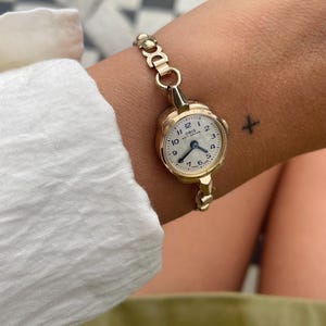Vintage 1960s Dainty Swiss Manual Wind Up Anti-Shock Round Face Gold Plated Thin Chain Strap Ladies Cocktail Dress Wristwatch By Oris