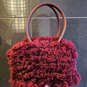 Handgehäkelte Plüschtasche, Burgunder-Plüsch-Tasche, Teddy-Plüschtasche, Teddy-Schultertasche, gehäkelte Plüschtasche, trübe Plüschtasche, handgemachte Plüschtasche