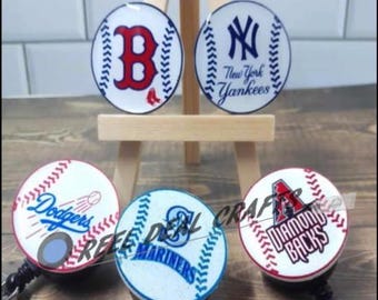 Basebollform anpassad badge rulle medicinsk kontorsvård bärbar ID-hållare sportrulle