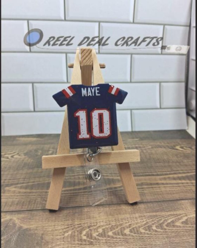 Sporttröja Badge Rulle Drake Maye Patriots Fotbollsinspirerad Medicinsk Sjuksköterska Kontor Infällbar ID-hållare bild 8