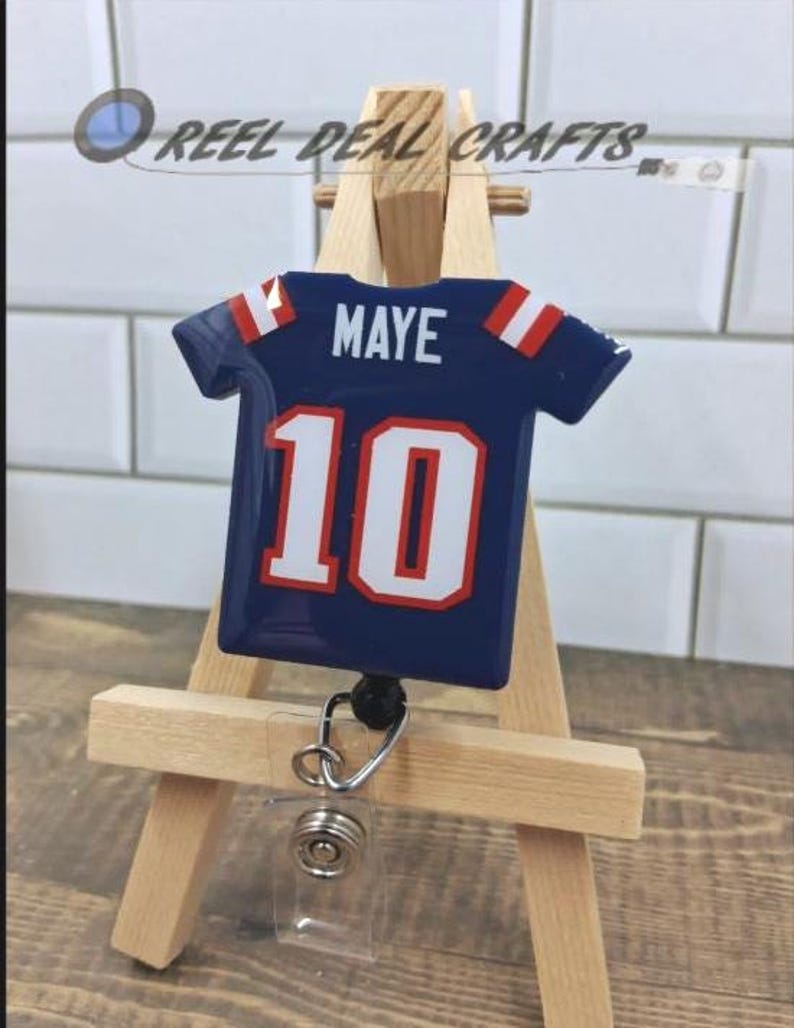 Sporttröja Badge Rulle Drake Maye Patriots Fotbollsinspirerad Medicinsk Sjuksköterska Kontor Infällbar ID-hållare bild 5
