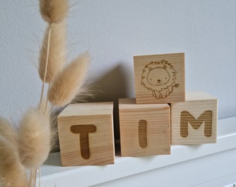 Holzwürfel personaliert // Dekoration Kinderzimmer
