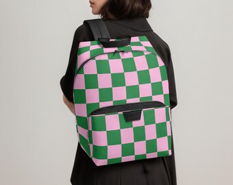 Elegante mochila de piel sintética: duradera, impermeable y práctica para el día a día.
