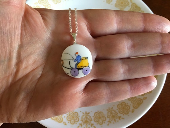 Wagon Equine pendant hand cut from broken vintage fine bone china Royal Chelsea teacup necklace retro gift Mother’s Day Minimalist jewelry View 6