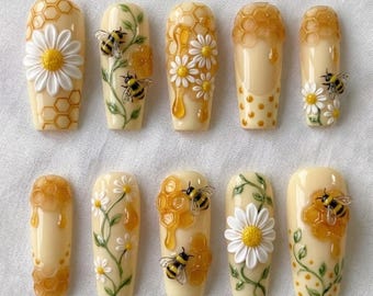 Handmade Honey Bee Press On Nails | 3D Bumblebee, Daisy, Honeycomb & Dripping Honey Design | Sweet Cottage Nail Set