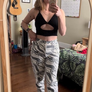 Underboob crochet top