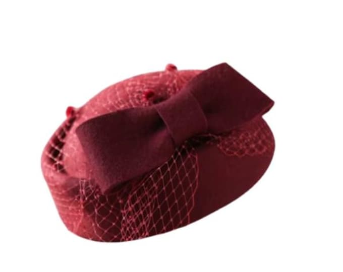 Ladies Women Vintage British Style Wool Felt Pillbox Hat Fascinator For Elegant Women Wedding Beret Hat Veil Fedora Ladies Church Hat