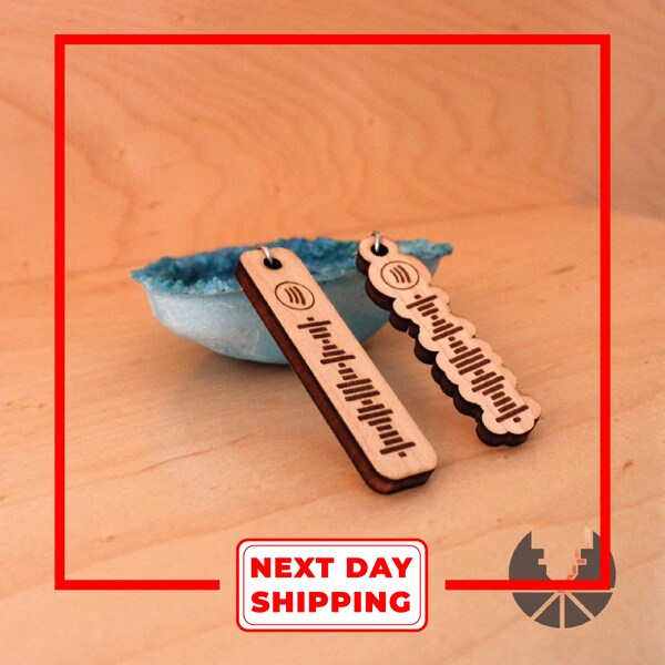 Custom Spotify Code Keychain Engraved Wooden Music Accessory Unique Playlist Sharing Gift Perfect for Music Lovers Spanish Italian