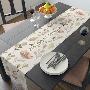 Shabbat Shalom Table Runner Jewish Home Decor Judaica Gift Elegant Floral Design Shabbat Dinner Holiday Table Setting, Mom Housewarming Gift