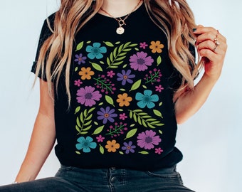 Wildflower Shirt, Floral Shirt, Flower Shirt, Plant Lover Gift, Floral Sweatshirt, Flower Sweatshirt, Vintage Floral Shirt, Wild Flowers