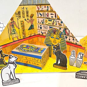 Lavoretto con piramide 3D, colorazione del Triorama della piramide, unità di studio sull'Antico Egitto, lavoretti di carta per bambini, forme 3D, civiltà antiche, lavoretti storici