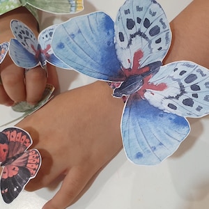 Braccialetti e anelli di carta a forma di farfalla per bambini, lavoretti primaverili fai da te con carta per bambini, kit di burattini di carta a forma di farfalla, braccialetti dell'amicizia fai da te con la natura