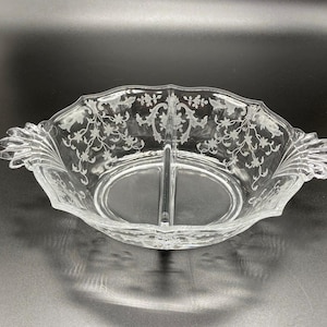 Fostoria Navarre Etch Baroque Shape Oval Divided Relish Mayo Elegant Glass