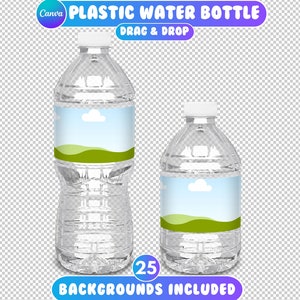Könnte beinhalten: Zwei durchsichtige Plastikwasserflaschen mit Etiketten, die einen blauen Himmel, weiße Wolken und grüne Hügel zeigen. Der Text "DRAG & DROP" ist über den Flaschen sichtbar.