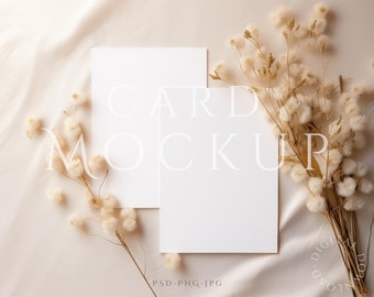Maqueta de tarjeta doble de 5 x 7, maqueta de tarjetas de invitación bohemias minimalistas, maqueta de tarjeta de felicitación, objeto inteligente PSD + JPG y PNG, maqueta de tarjeta minimalista