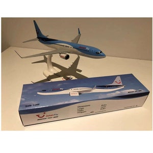 TUI Boeing 737-800 Snap Fit Aircraft Model 1/200 Scale BNIB FREE POST UK