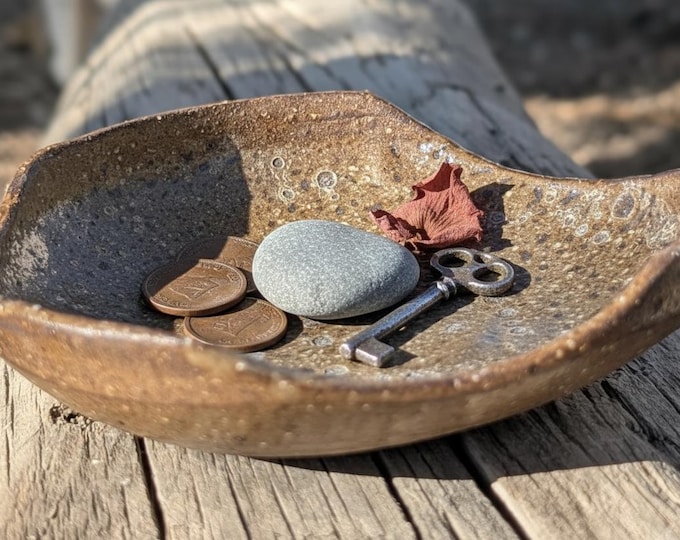 Handmade Stoneware Trinket Bowl: Wabi-Sabi Japanese Style Ceramic