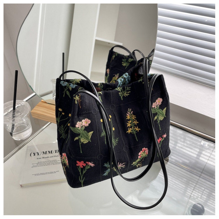 Luxury Designer Women Bag Tote Handbag Shoulder Bags Quality With Flowers  Letters Serial Number Wholesale 25cm 30cm 35cm From Designerbagstore010,  $58.67