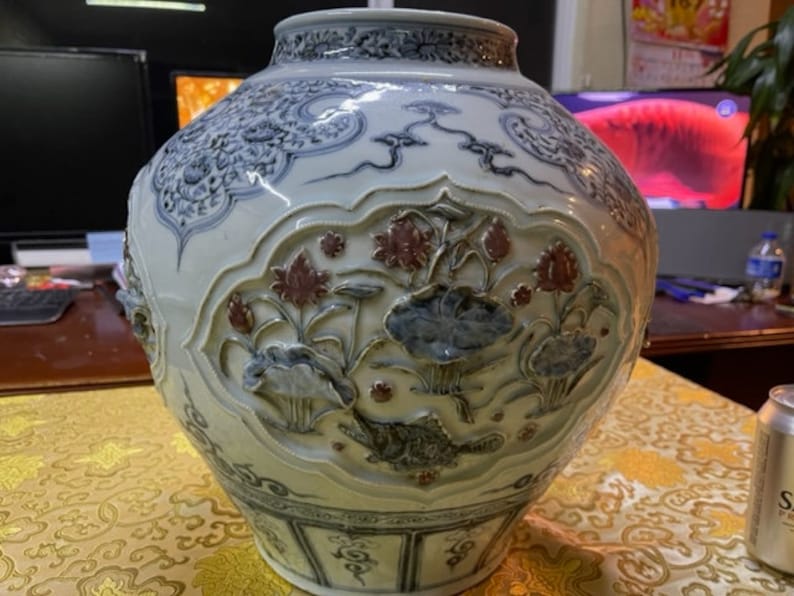 Chinese Antique Blue & White Copper Red Vase image 9
