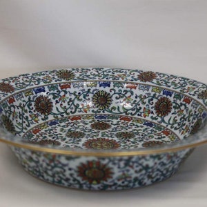 A Large Doucai Gilt Porcelain Washbowl, Qianglong Mark image 10