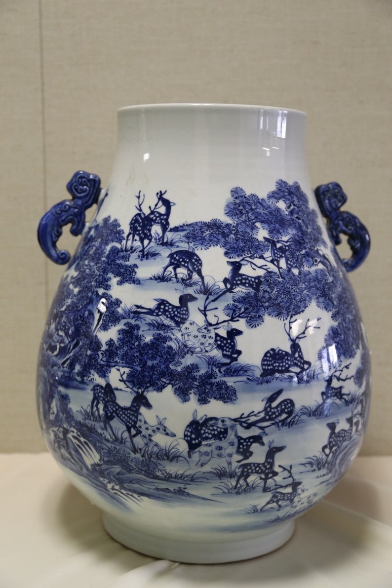 A Blue and White Hundred Deer HU Vase, 19th Century, H 49cm image 1
