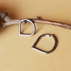 16G Surgical Steel  V Shaped Septum Ring/Daith Earring/Hinged Segment Clicker/Septum Piercing/Helix/Tragus Hoop/Cartilage Hoop/Gift for her
