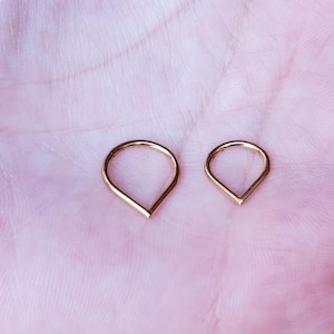 16G Surgical Steel  V Shaped Septum Ring/Daith Earring/Hinged Segment Clicker/Septum Piercing/Helix/Tragus Hoop/Cartilage Hoop/Gift for mom