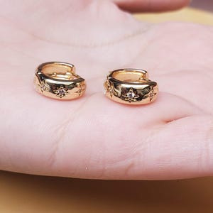 18K Gold Filled CZ Flower Earrings,Huggie Hoop Earrings,Hoop Earrings,Hypoallergenic Huggie Hoop,Hoop Earrings,Tiny Hoop Earrings