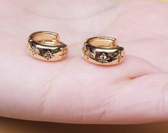 Pendientes de flor de circonita cúbica rellenos de oro de 18 quilates, pendientes de aro, pendientes de aro, pendientes de aro hipoalergénicos, pendientes de aro, pendientes de aro pequeños