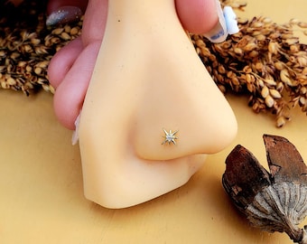 Pendiente de labio con pasador de estrella de circonita cúbica / Pendiente de espalda plana sin rosca / Pendiente de trago / Pendiente de cartílago de hélix / Pendiente de estrella delicado / Joyería minimalista
