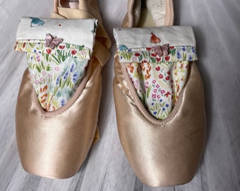 Pointe Shoe Dryer *evergreen scented. Flowers and spring birds with buttrrfly charms.