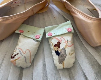 Pointe Shoe Dryer *Breeze scented- Light green, ballerina with pink buttons