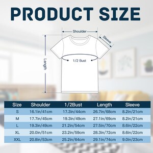 Puede incluir: Tabla de tallas de productos para una camiseta. La tabla incluye tallas de la S a la XXL, con medidas de ancho de hombros (41cm a 53cm), 1/2 busto (44cm a 64cm), largo (68cm a 74cm) y largo de manga (21cm a 23cm).