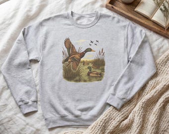 Duck Sweatshirt – Retro 90s Wildlife Mallard Pullover,  Boho Cabincore Crewneck, Cozy Season Rustic Cabin T-Shirt, Retro Graphic Tshirt