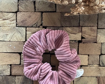 Chouchou cheveux scrunchie velours côtelé vieux rose