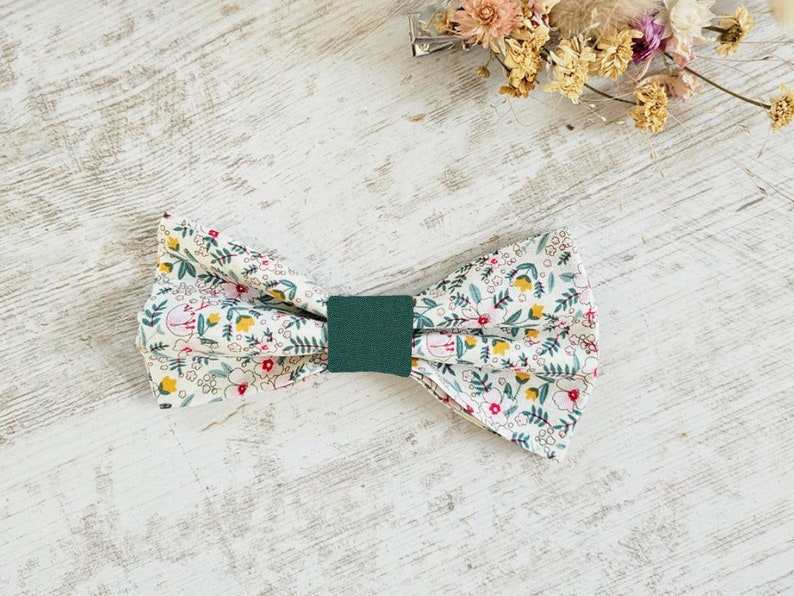 Two-tone white and green liberty bow tie image 2
